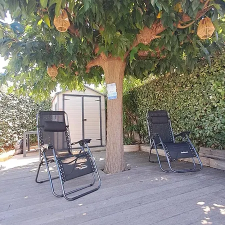 Petite Maison Dans Avec Piscine Et Acces Direct A La Σπίτι διακοπών Frontignan